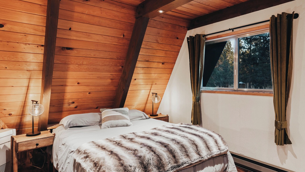 Photo of Bedroom in Sisters