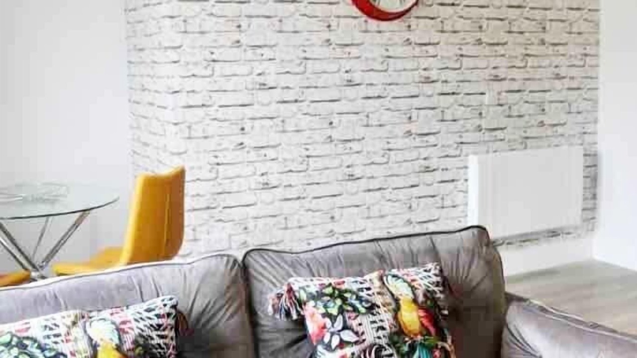 Photo of Livingroom in Bournemouth City Centre