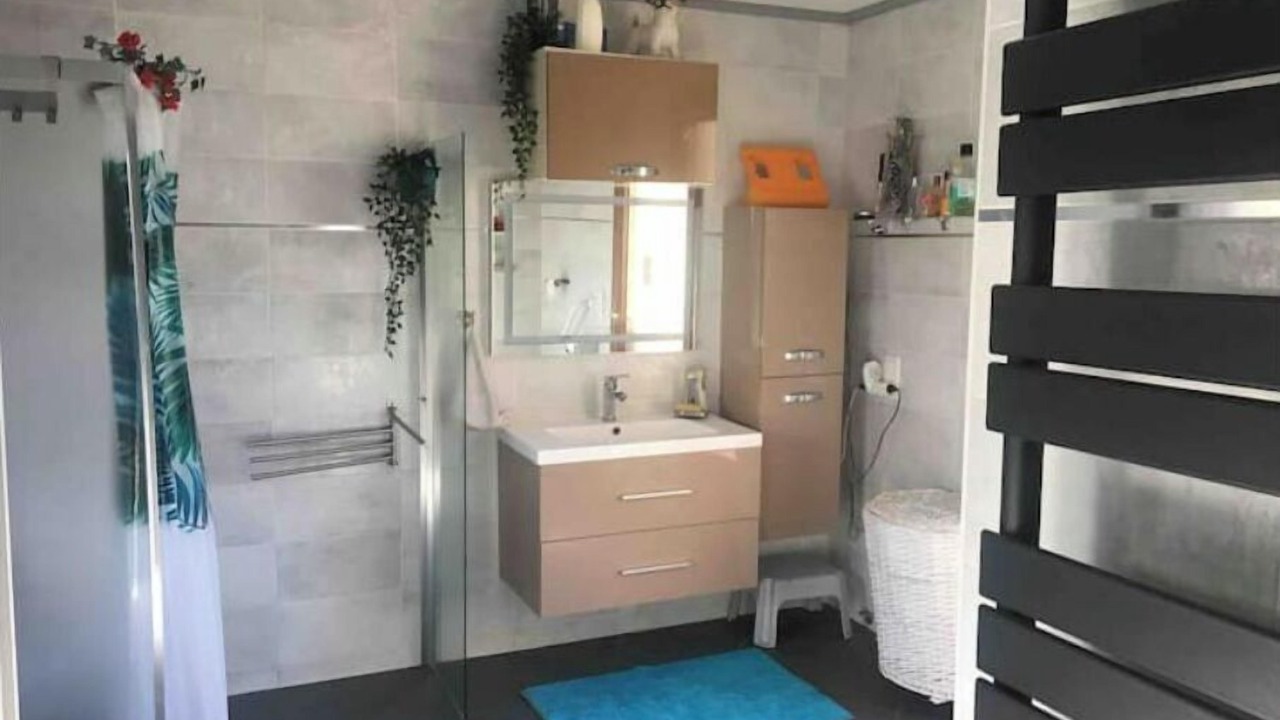 Photo of Bathroom in Aubin