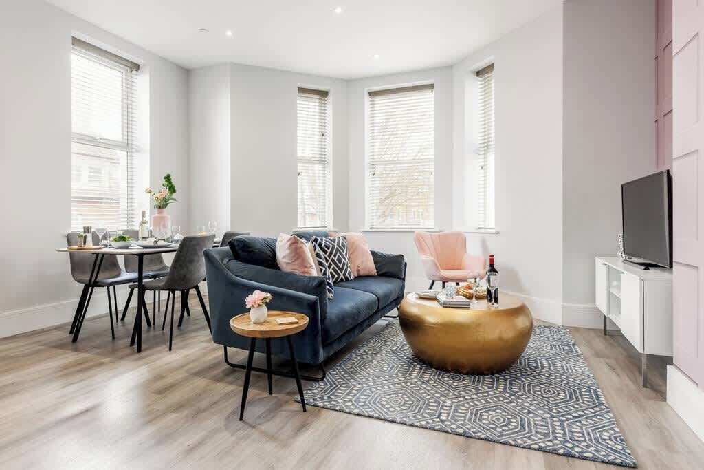 Photo of Livingroom in West Cliff