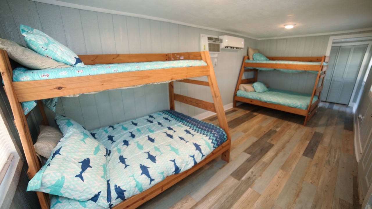 Photo of Bedroom in Cedar Lane