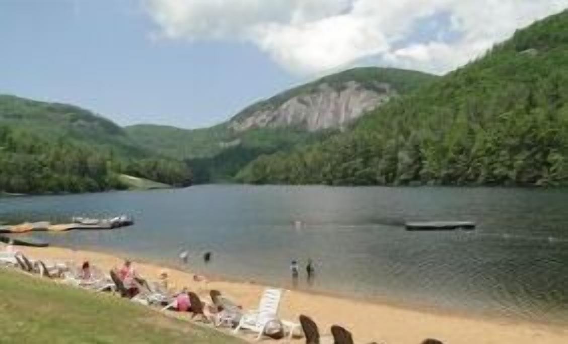 Photo of Outdoor in Sapphire