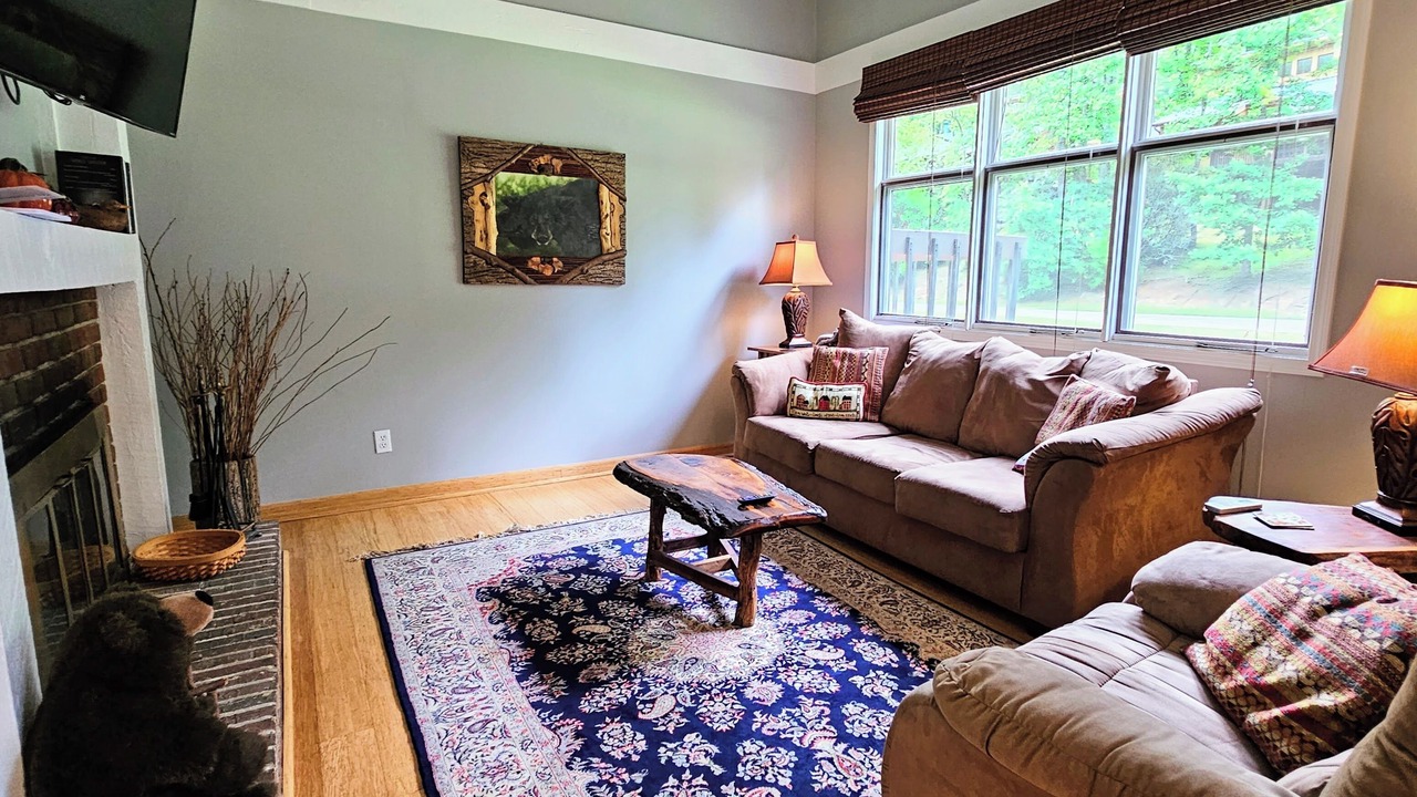 Photo of Livingroom in Sapphire