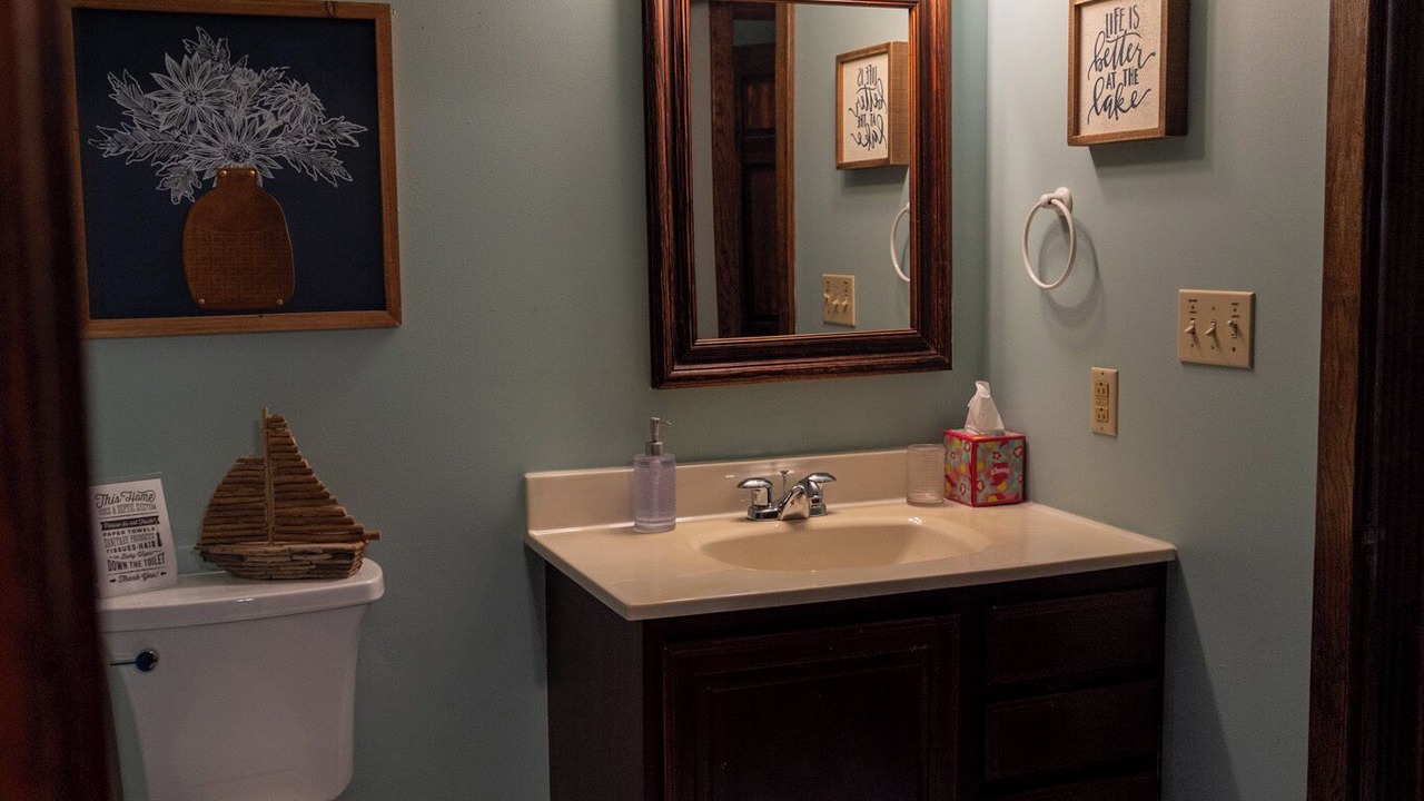 Photo of Bathroom in Parrott Point