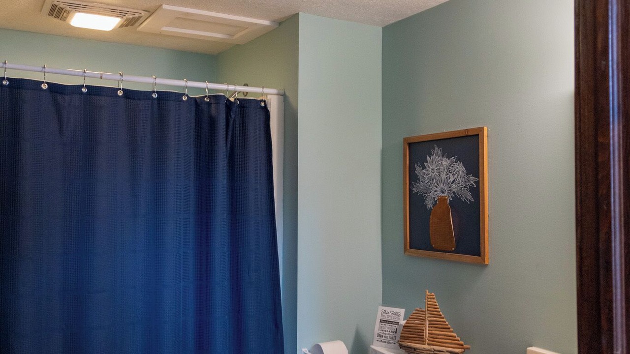 Photo of Bathroom in Parrott Point