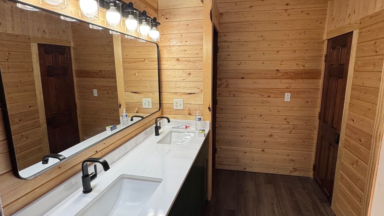 Photo of Bathroom in Parrott Point