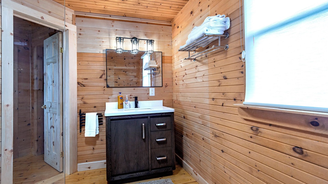 Photo of Bathroom in Guysborough County