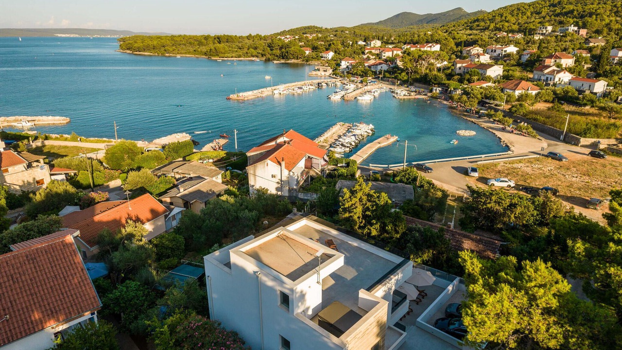 Photo of Others in Zdrelac