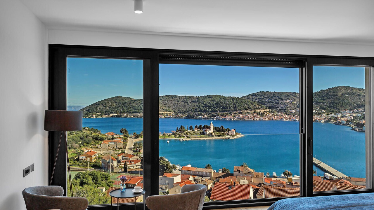 Photo of Bedroom in Cove Rogacic