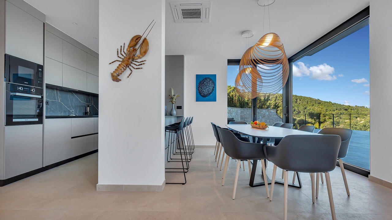 Photo of Bedroom in Cove Rogacic