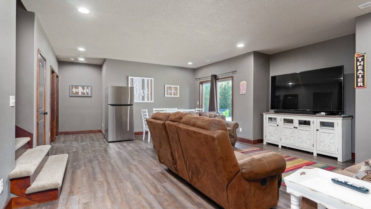 Photo of Livingroom in Hollister