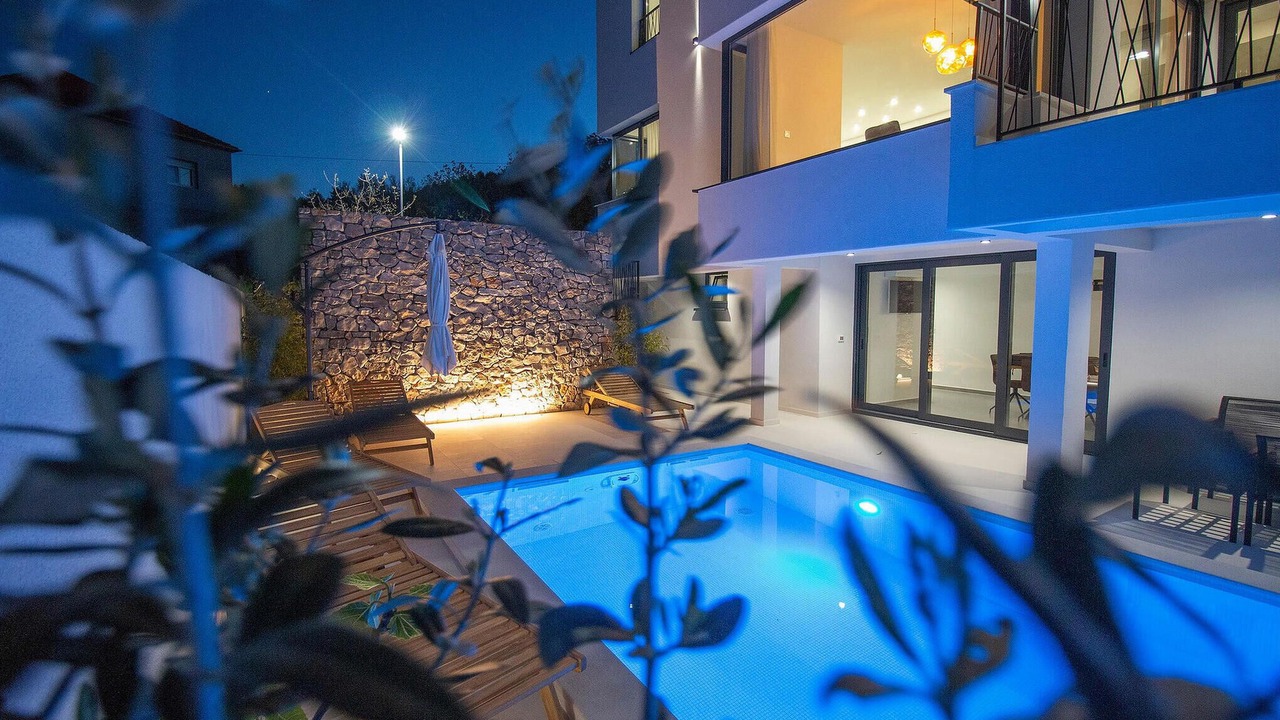 Photo of Outdoor in Zman