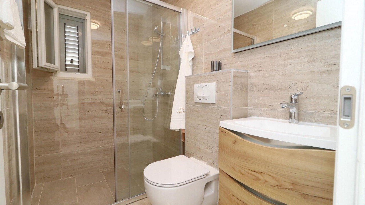 Photo of Bathroom in Potirna