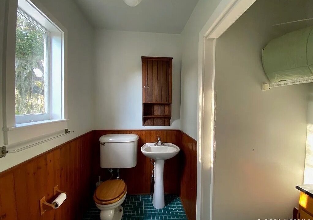 Photo of Bathroom in Historic District