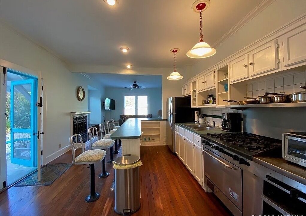 Photo of Others in Historic District