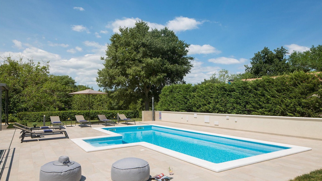 Photo of Outdoor in Vinez
