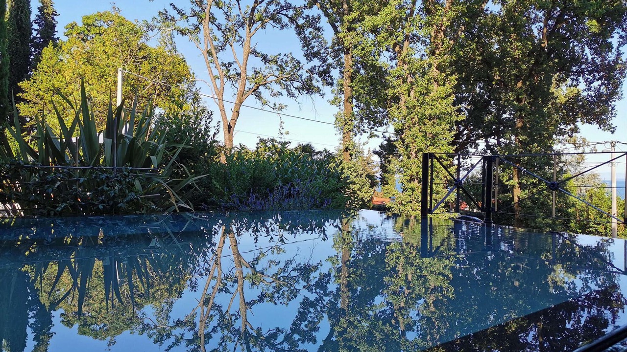 Photo of Outdoor in Ika