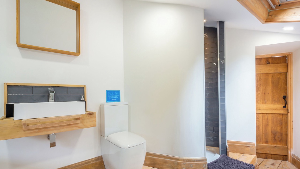 Photo of Bathroom in Rhyd-y-foel