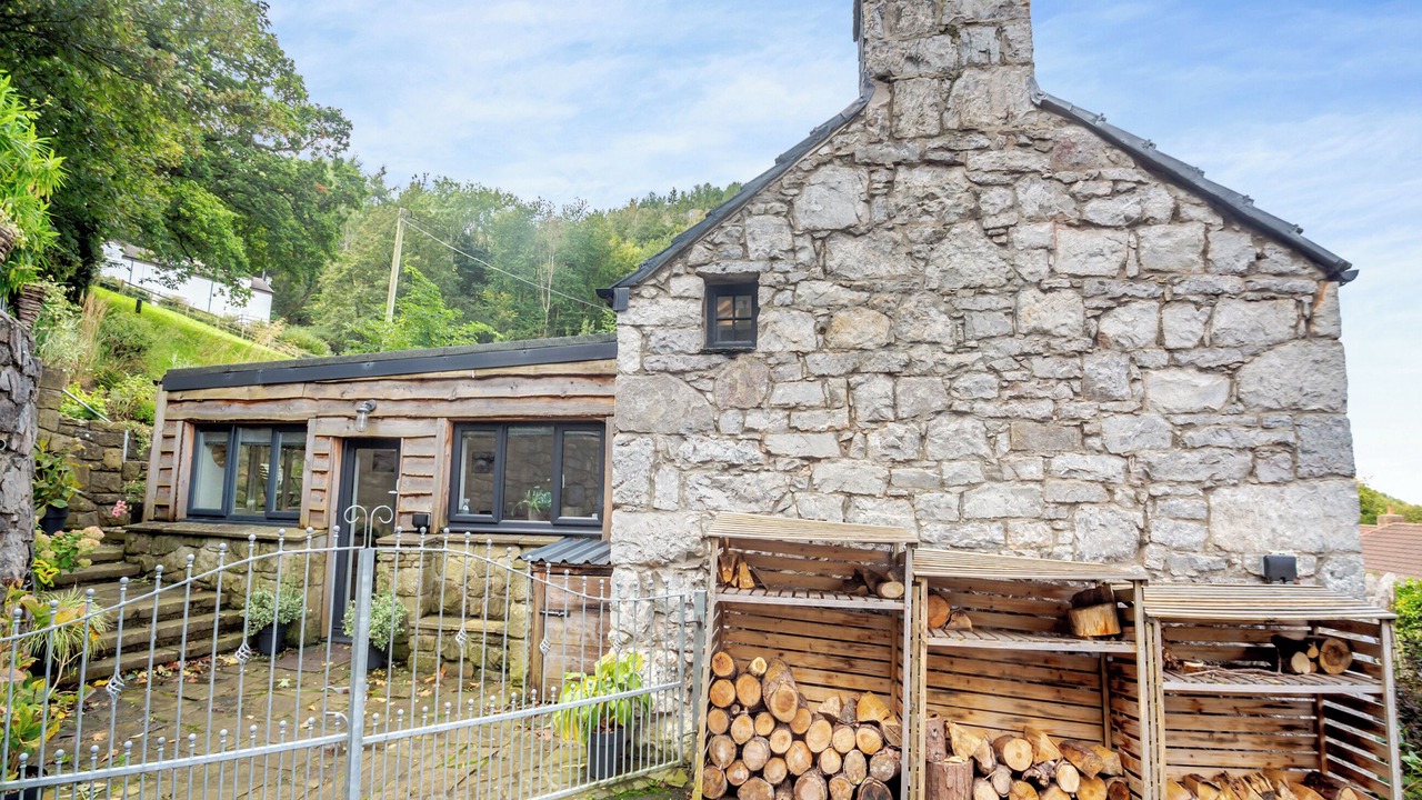 Photo of Outdoor in Rhyd-y-foel