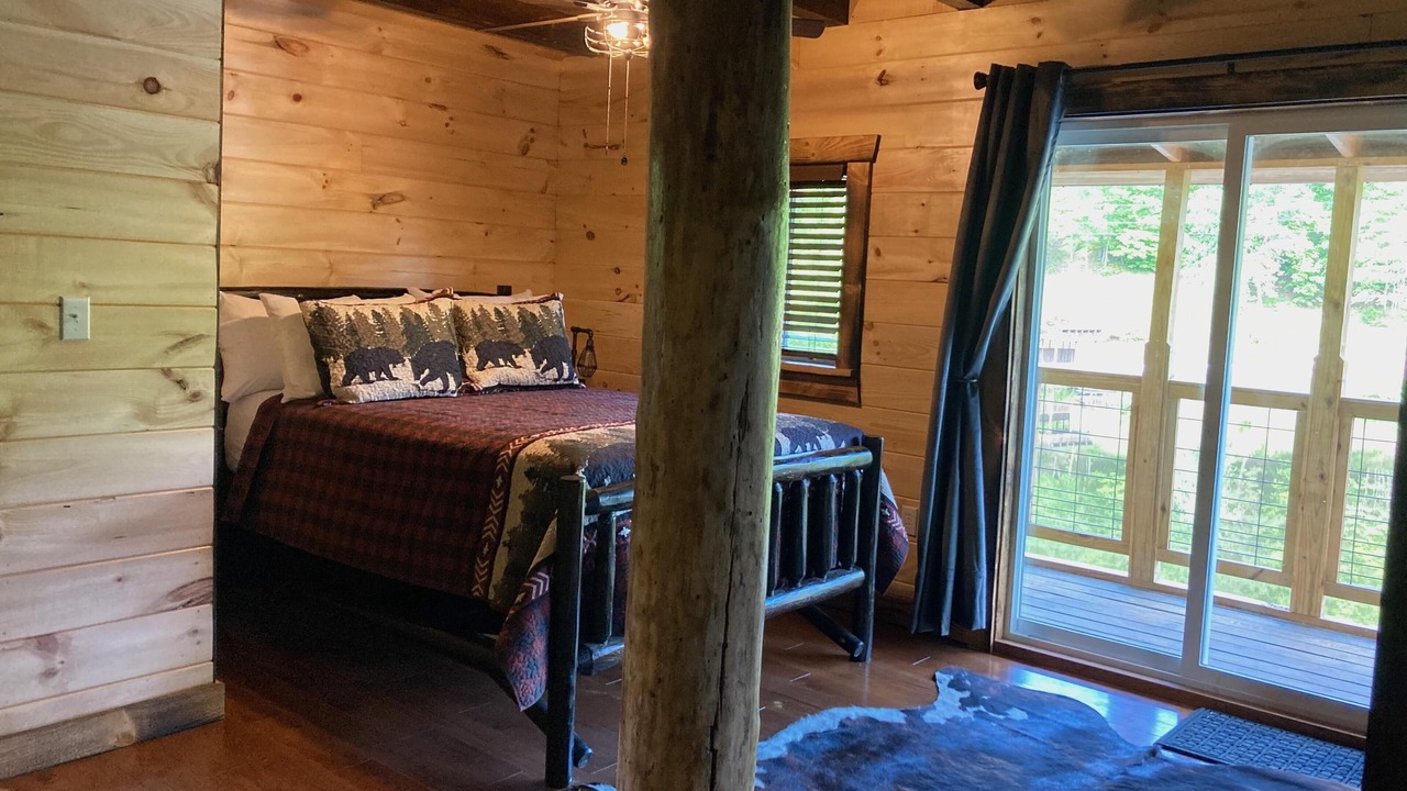 Photo of Bedroom in Beattyville