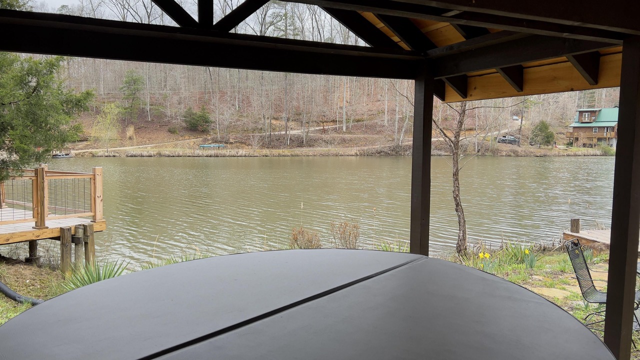 Photo of Patio Balcony in Beattyville