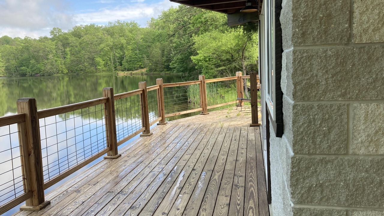 Photo of Patio Balcony in Beattyville