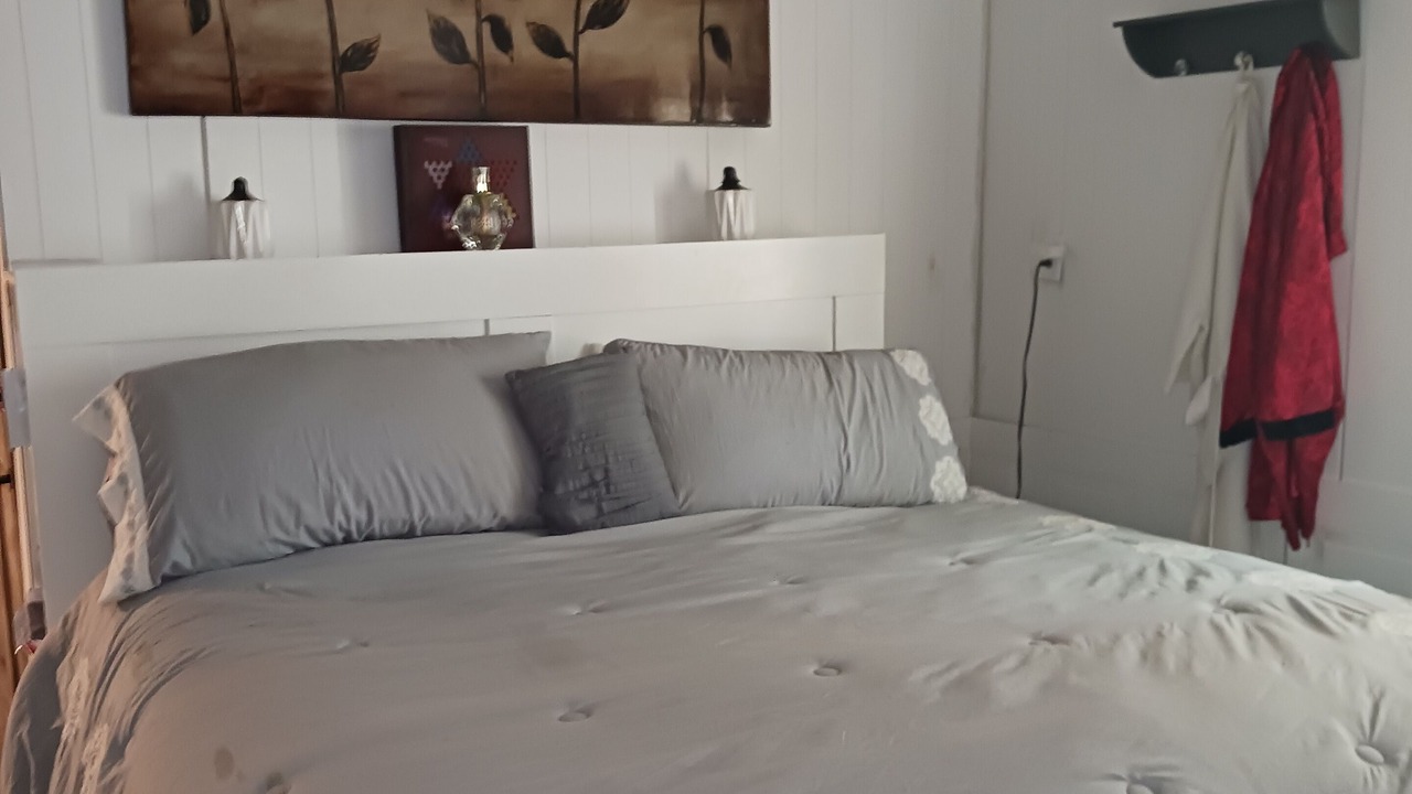 Photo of Bedroom in Kempner