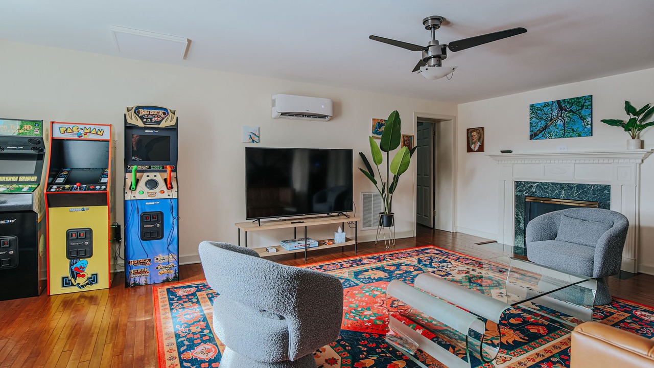 Photo of Livingroom in Staunton