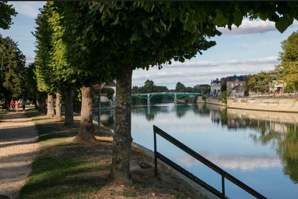 Photo of Others in La Ferte-sous-Jouarre