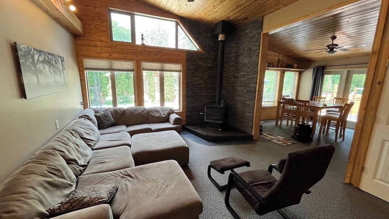 Photo of Livingroom in Beaconia