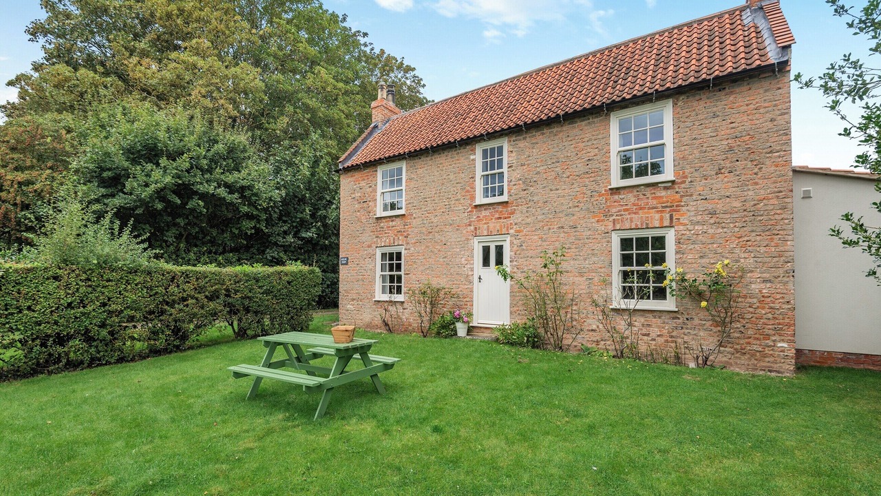 Photo of Others in Grimsby