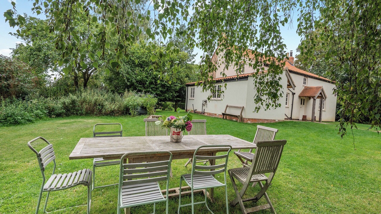 Photo of Others in Grimsby