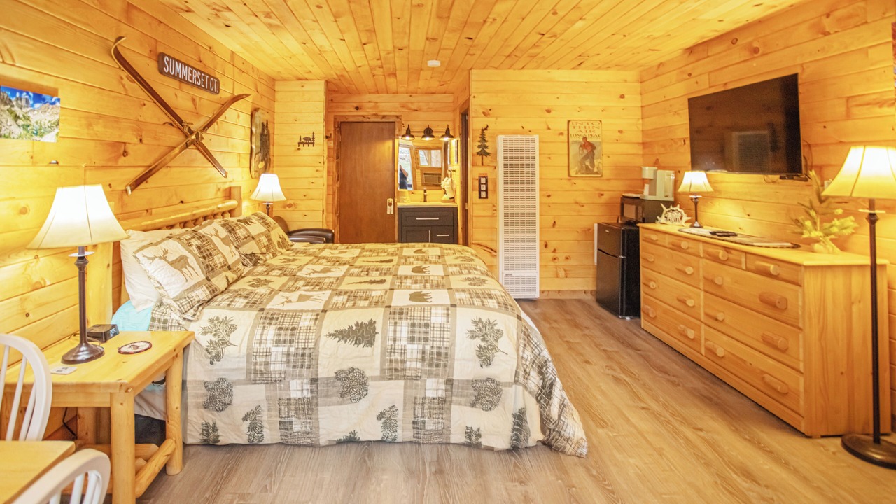 Photo of Bedroom in Estes Park
