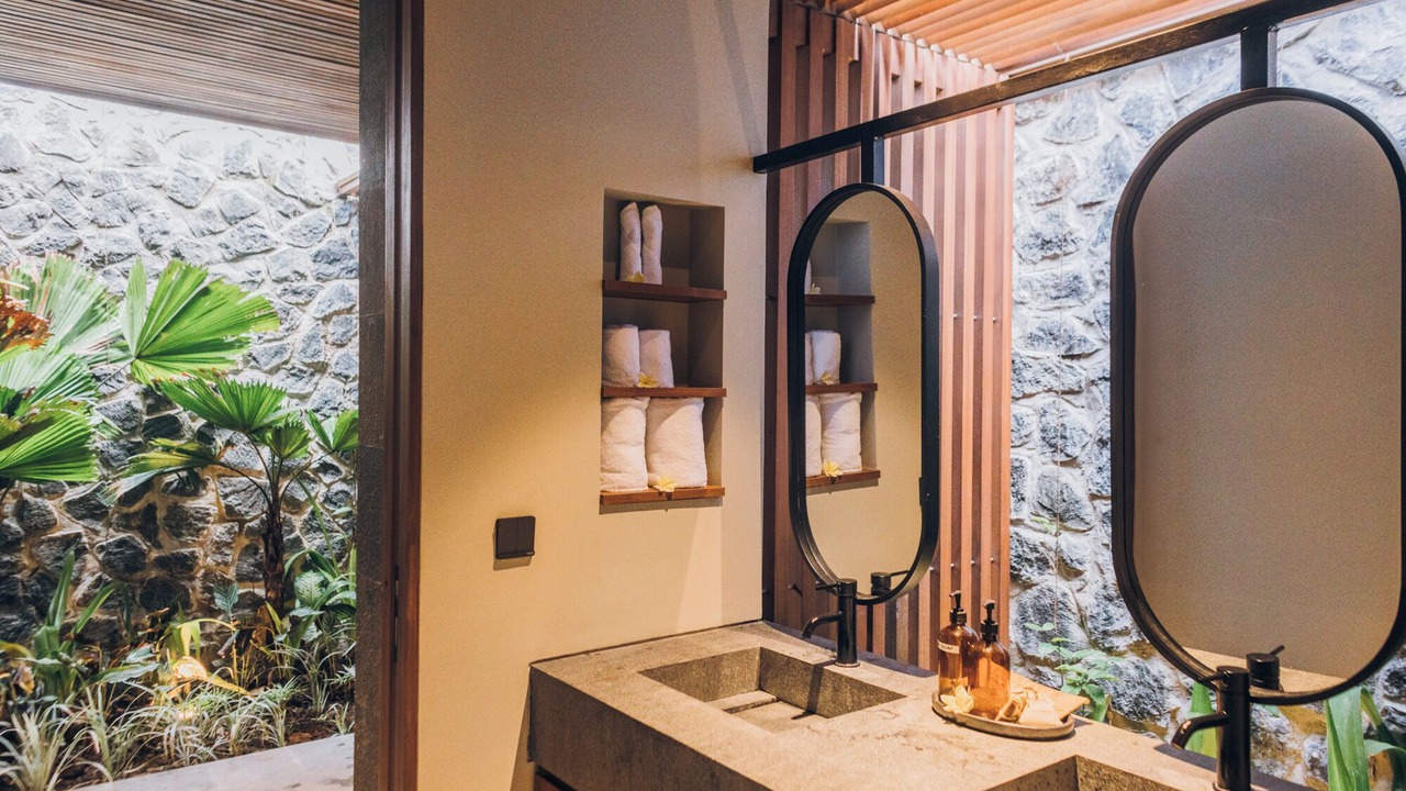 Photo of Bathroom in Praya Barat