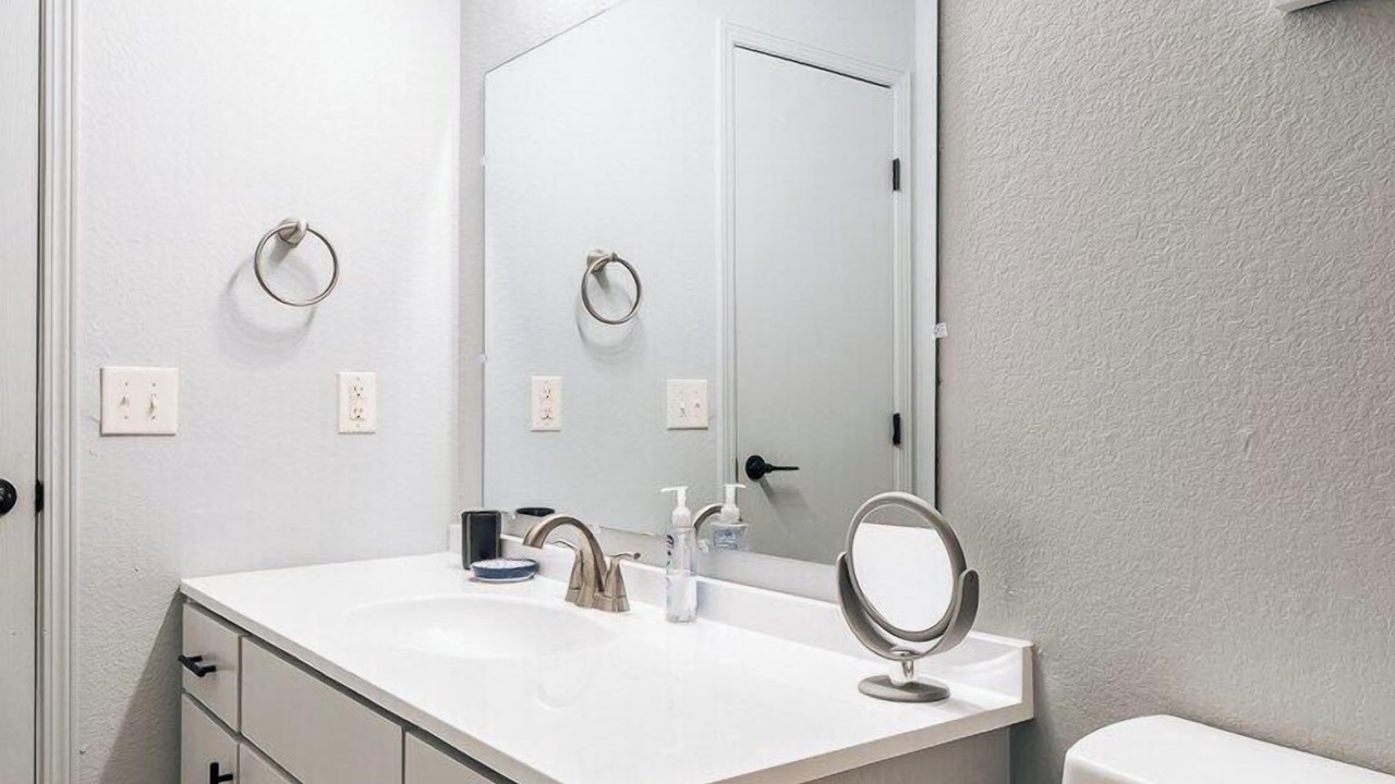 Photo of Bedroom in Downtown