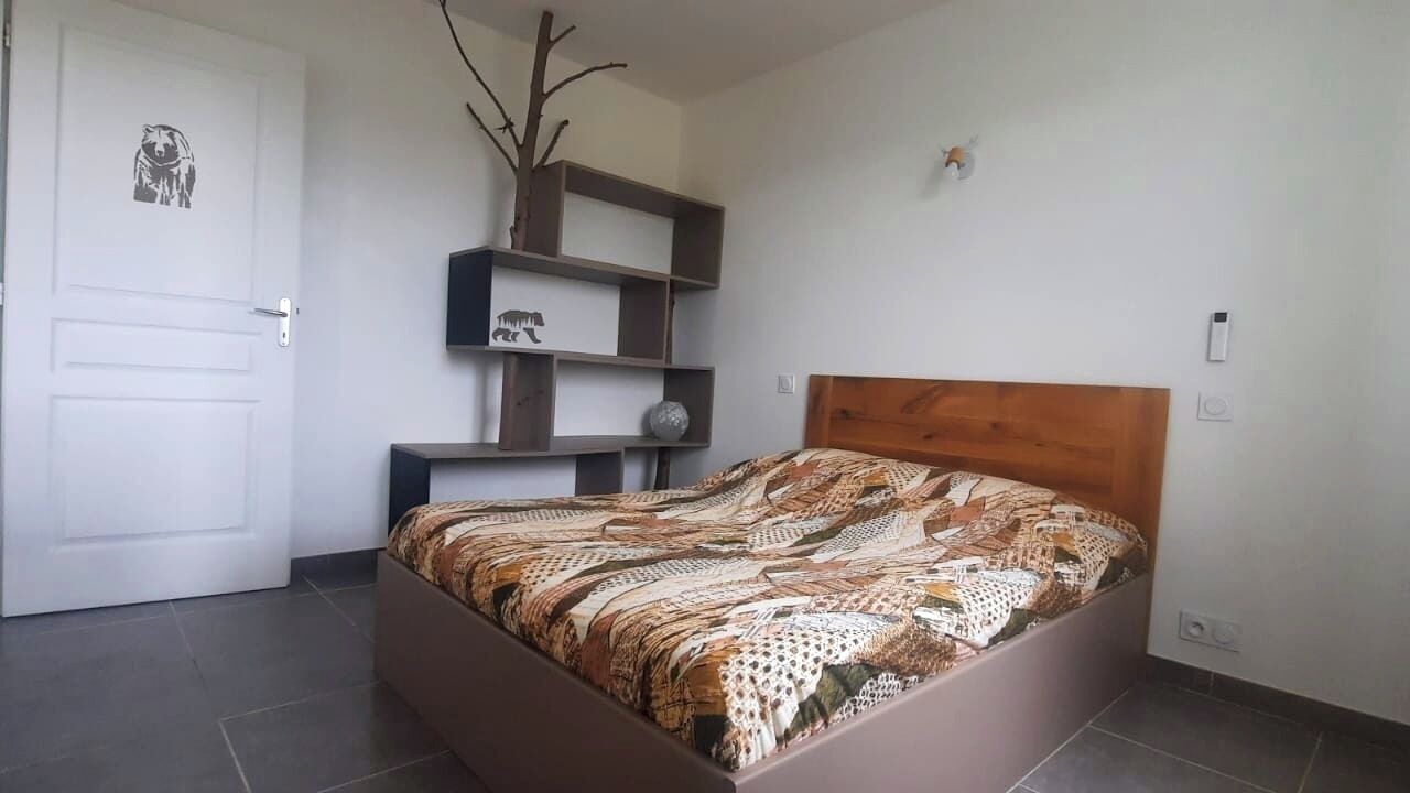 Photo of Bedroom in Thoux