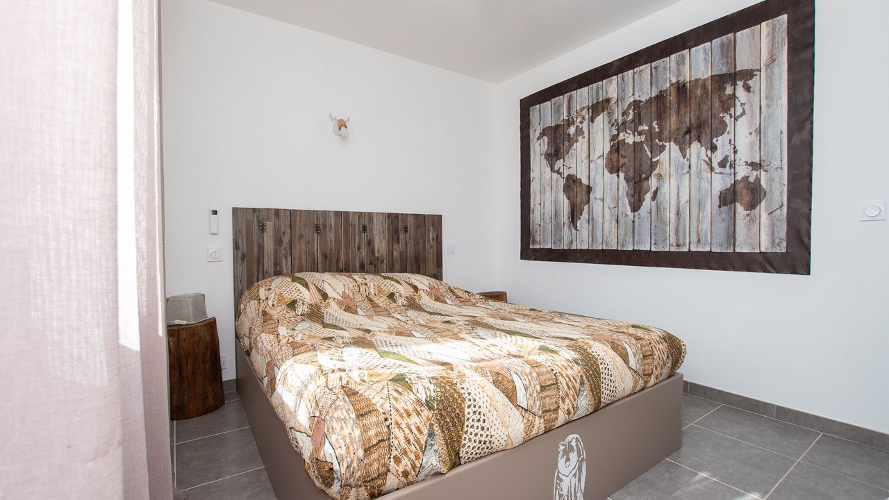 Photo of Bedroom in Thoux