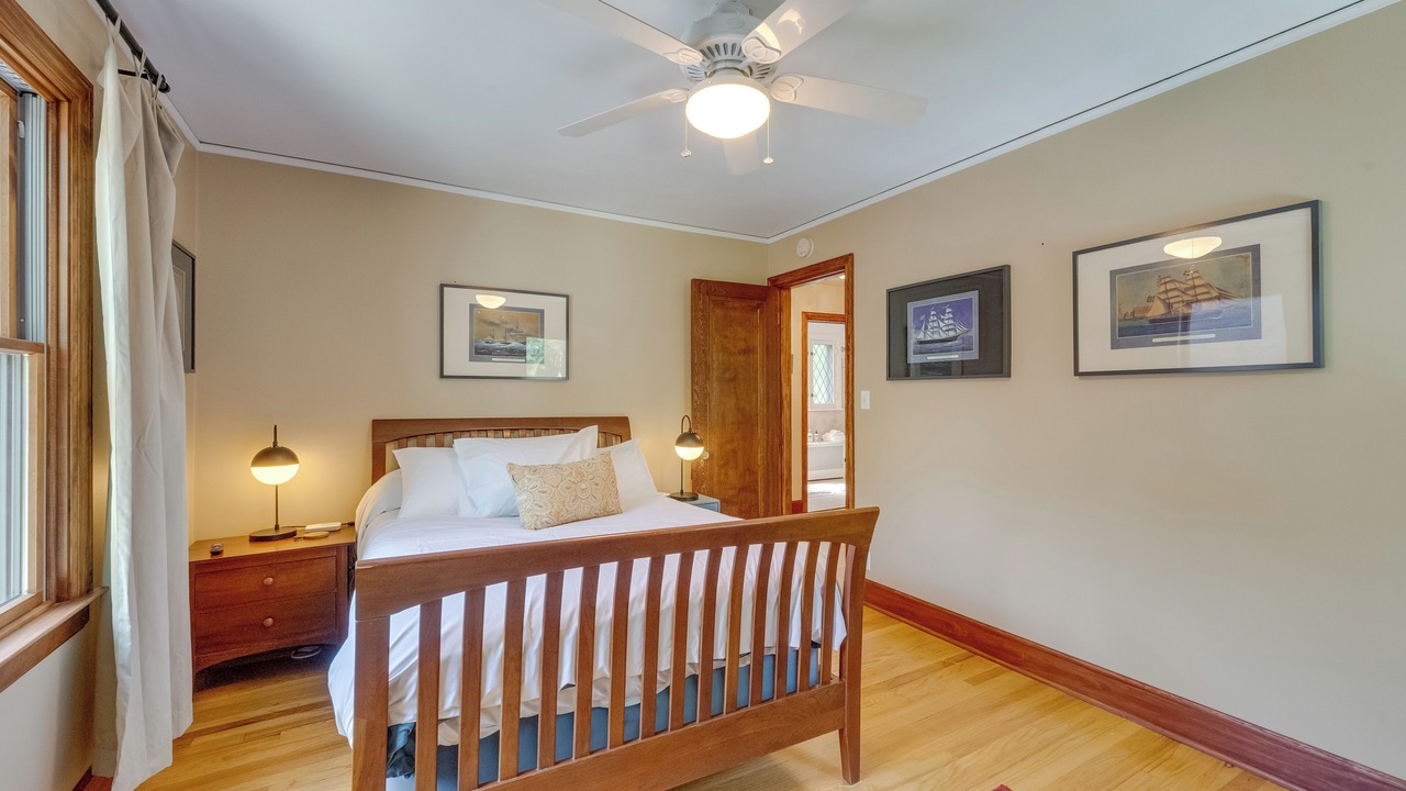 Photo of Bedroom in Ferndale