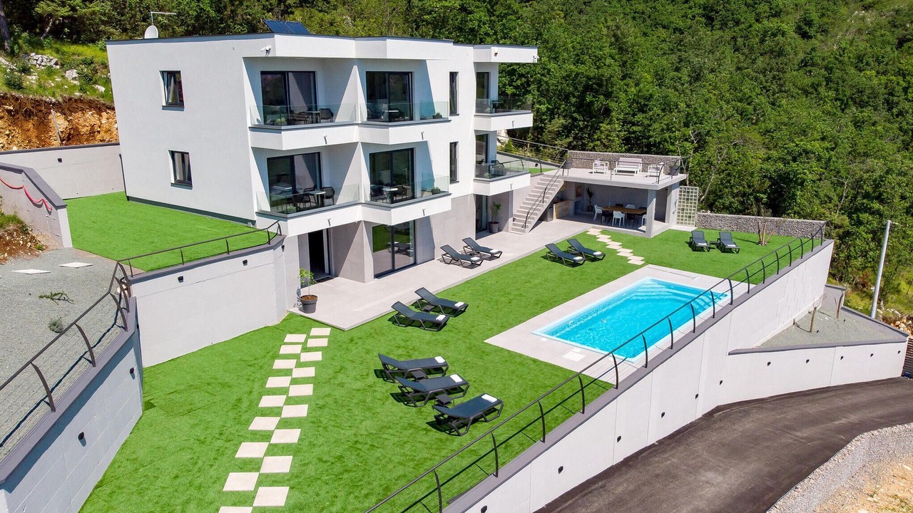 Photo of Outdoor in Zagore