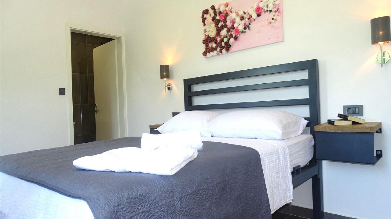 Photo of Bedroom in Pristeg
