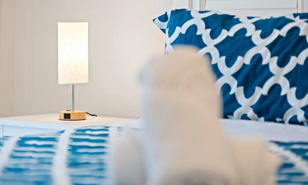 Photo of Bedroom in Sunset Lakes
