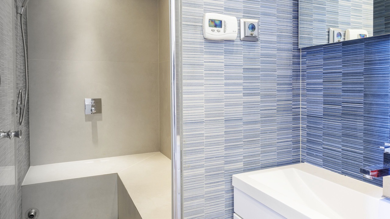 Photo of Bathroom in Le Chesnay
