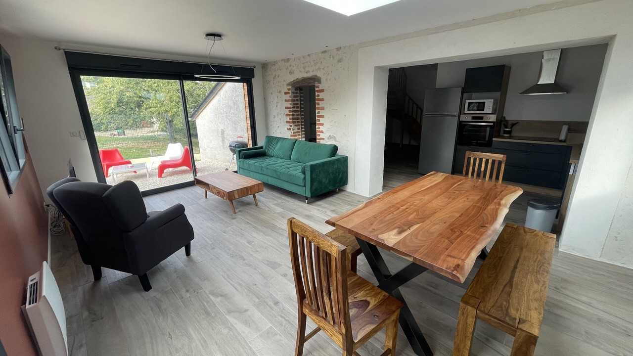 Photo of Livingroom in Ballan-Mire