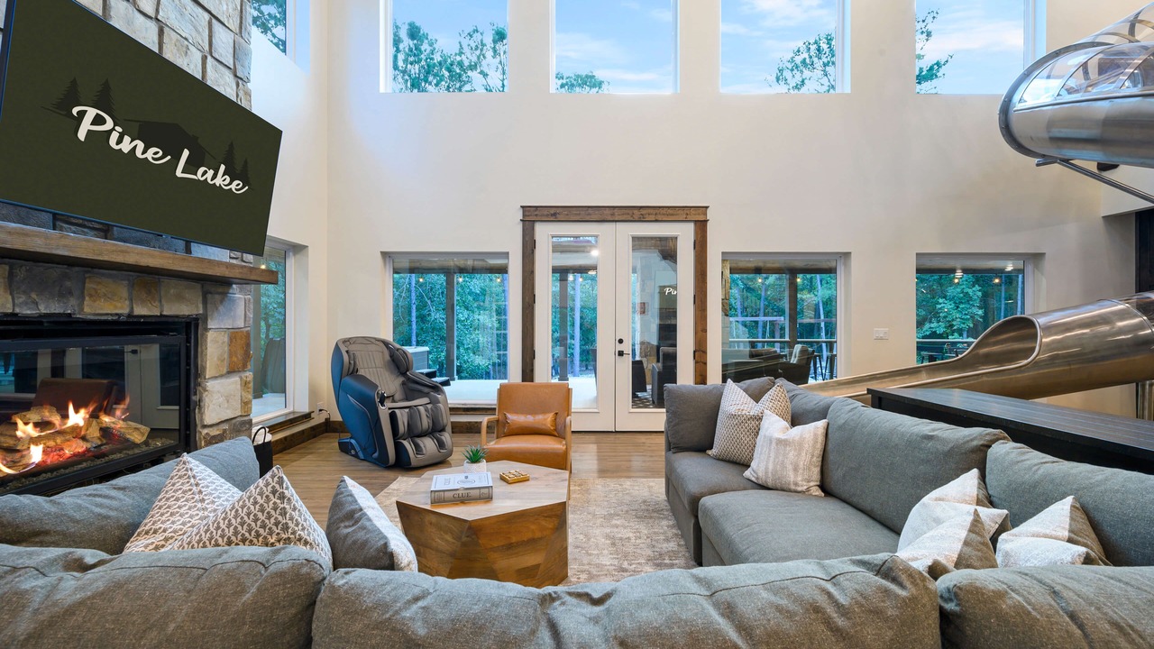 Photo of Livingroom in Broken Bow