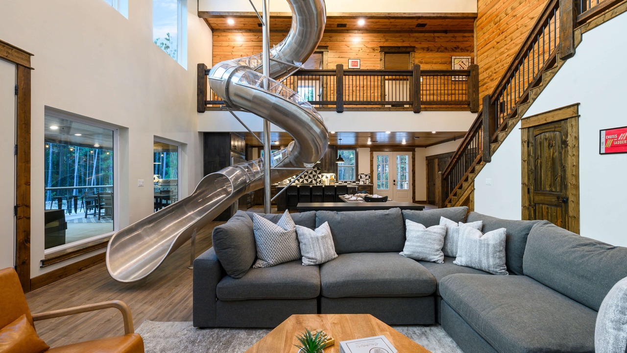 Photo of Livingroom in Broken Bow