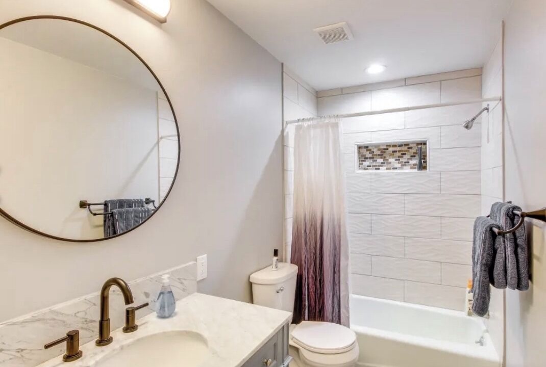 Photo of Bathroom in Lenexa
