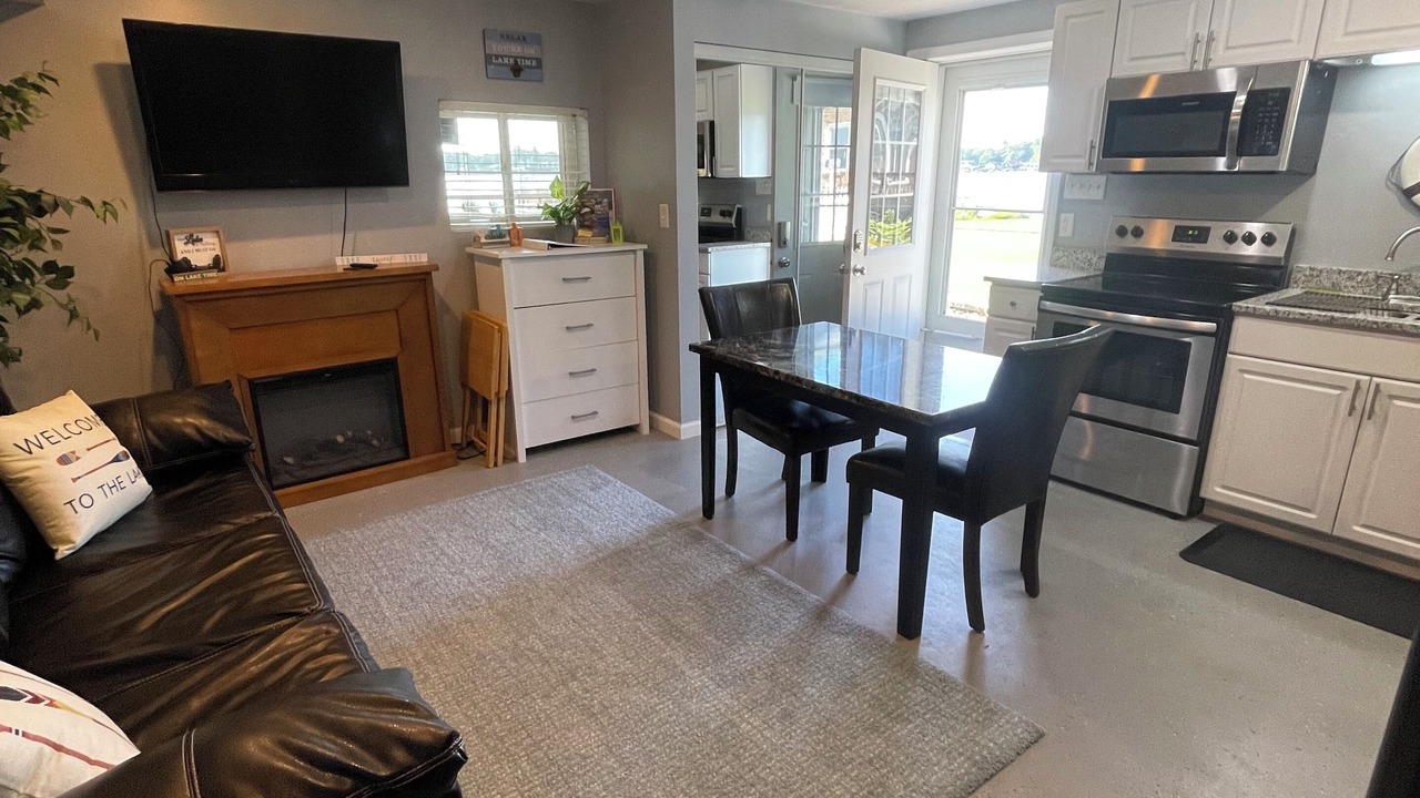 Photo of Others in Simonton Lake