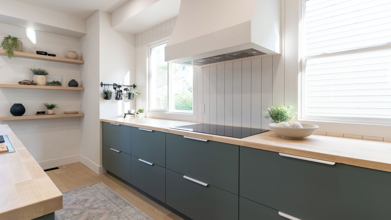 Photo of Kitchen in Sea Breeze
