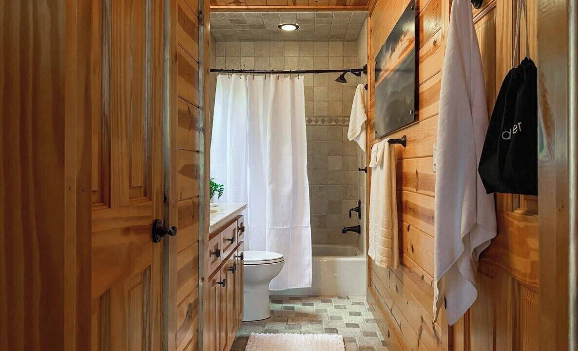 Photo of Bathroom in Ridges Over the Lake