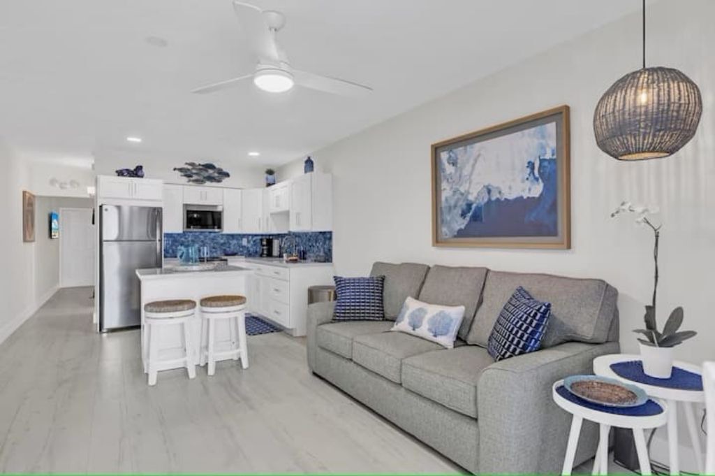 Photo of Livingroom in Marathon